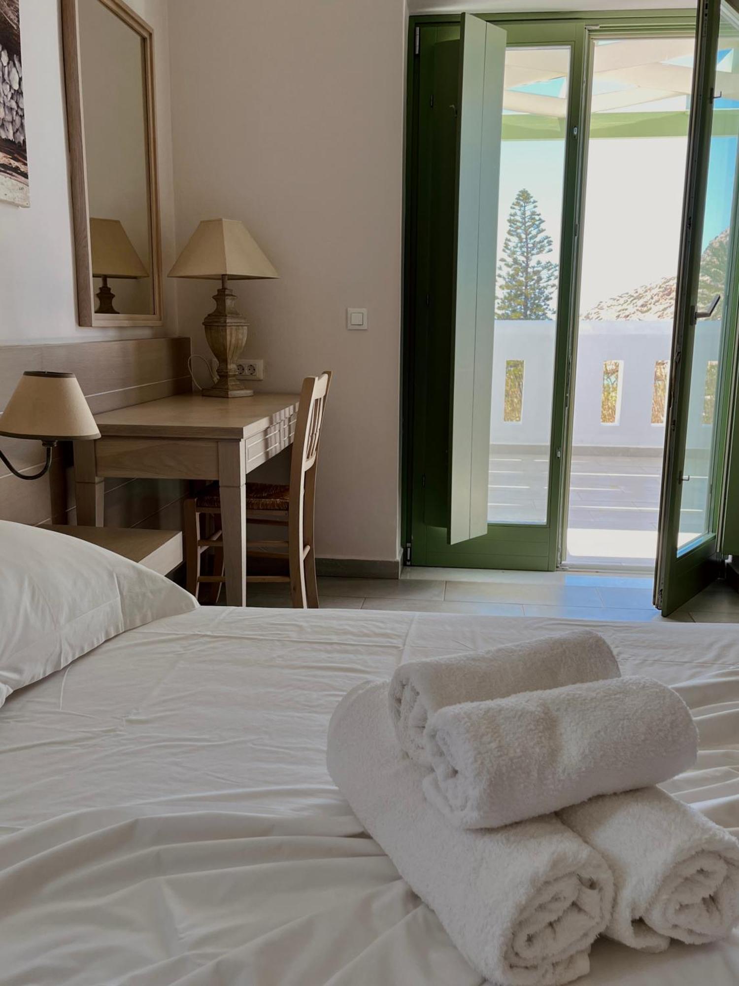 Alona Luxury Villas Arkasa Exteriör bild