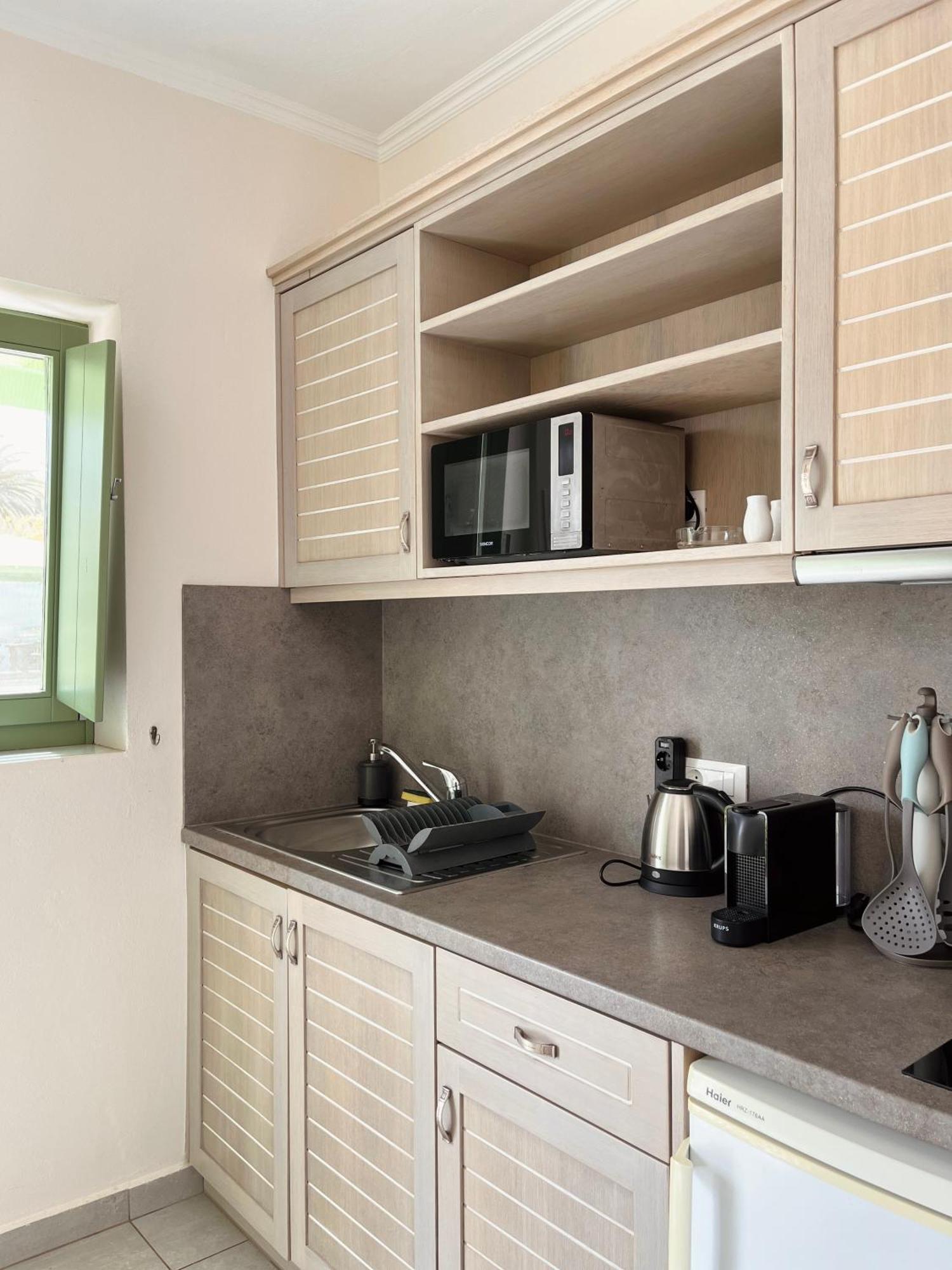 Alona Luxury Villas Arkasa Exteriör bild