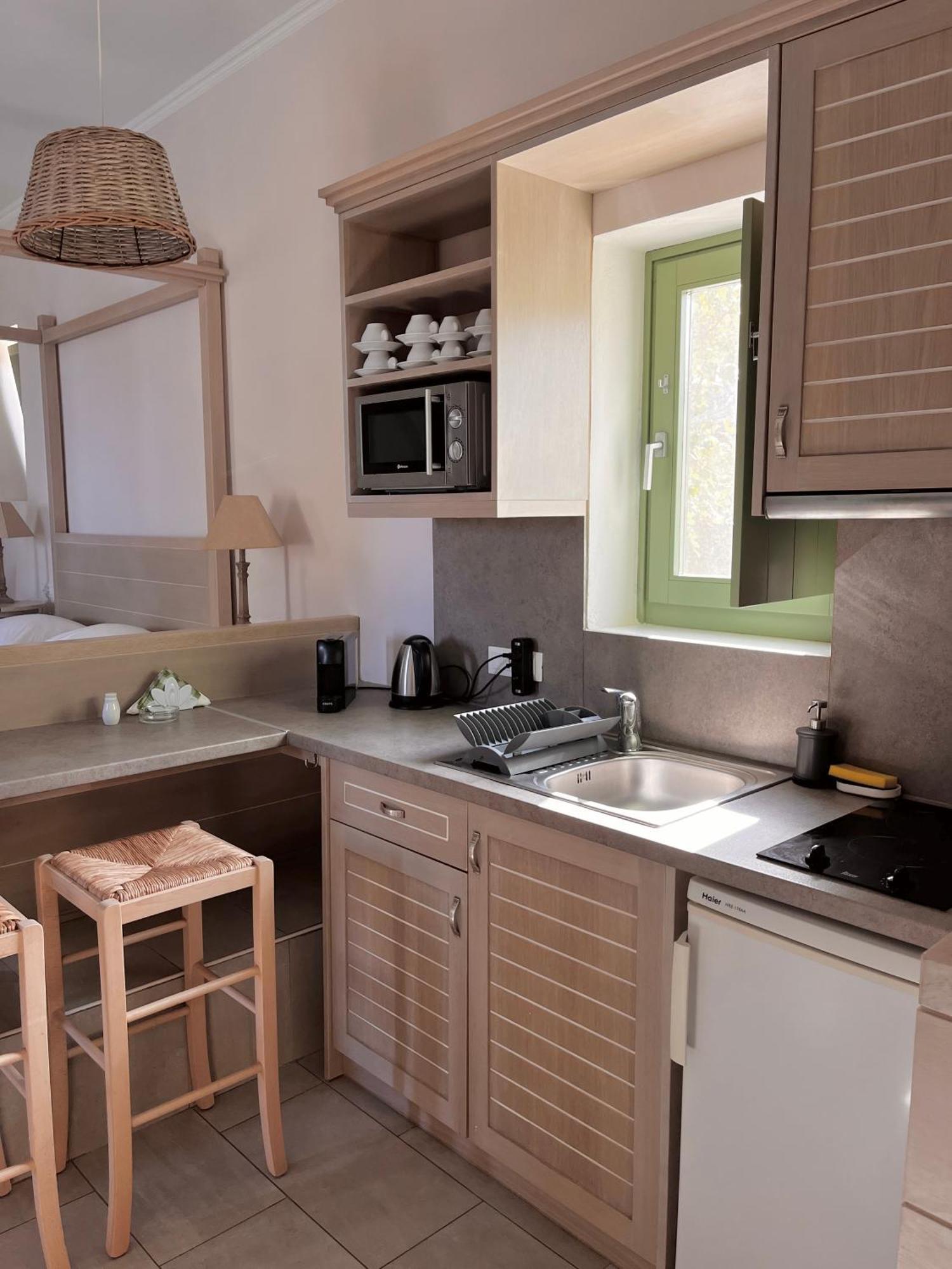 Alona Luxury Villas Arkasa Exteriör bild